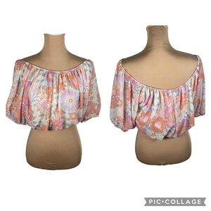 Peach Love California Floral Off-Shoulder Blouse‎ - Pink and Cream Medium